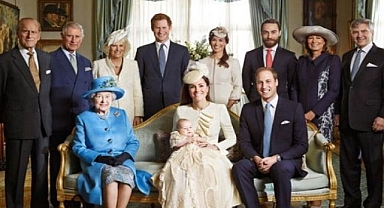 İngiltere kraliyetinin tüm sırlarını veren kitaplar