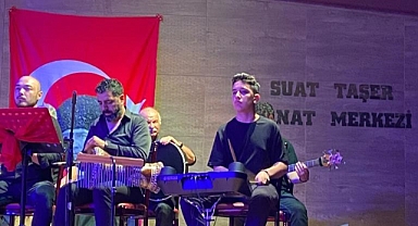 Gündüz sporcu, gece müzisyen…