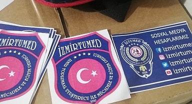 İZMİRTUMED'in kitap kampanyası ilgi çekti