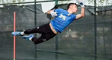 Altaylı genç eldiven devlerin radarında