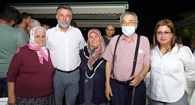 Başkan Sandal Körfez Mahallesi’nde vatandaşla buluştu