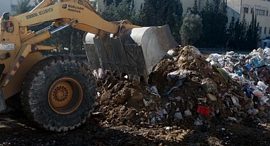 Bornova'da çevreyi kirletenlere suçüstü