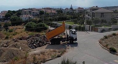 Çeşme Belediyesi, kaçak moloz döker mi?