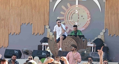 Ünlü Rapçi Murda, 'Erik Dalı'yla coşturdu