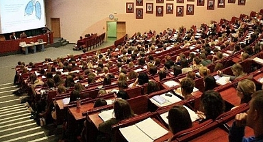 18-24 yaş arası öğrencilere 10 ay boyunca 4 bin TL destek!