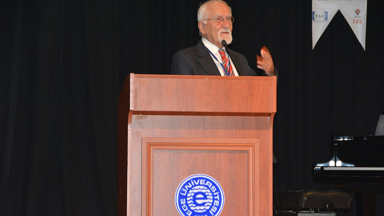 “22. Ulusal Astronomi Kongresi” EÜ ev sahipliğinde başladı