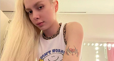 Aleyna Tilki yine gündemde: İç çamaşırlı poz paylaştı