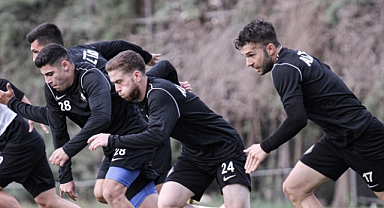 Altay gözünü lidere kestirdi