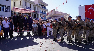Ayvalık'ta düşman işgalinden kurtuluşun 100. yıl coşkusu 