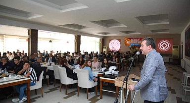 Belediyenin kursuna katıldılar, üniversiteli oldular