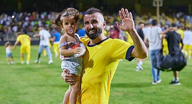 Bucaspor 1928'i yine Erhan Çelenk kurtardı