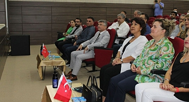 Doç. Dr. Karakaş, “İzmir, Milli Mücadele’nin Kızıl Elması’dır”