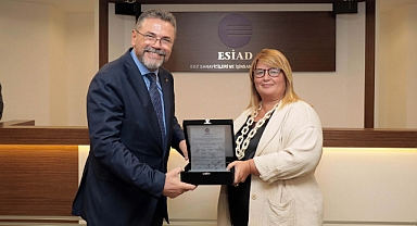 ESİAD'ın yeni Yönetim Kurulu Başkanı Sibel Zorlu oldu