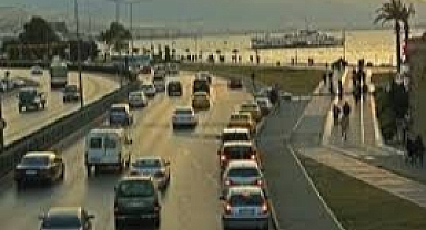 İzmir trafiğini pedallar durduracak!