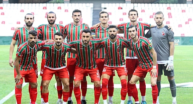 Karşıyaka'ya Derince şoku