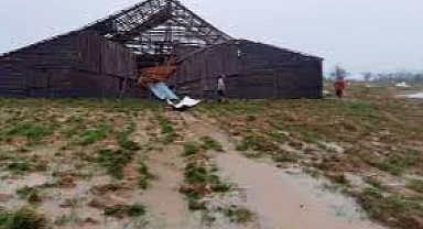 Küba'yı kasırga vurdu: Ülkenin tamamında elektrikler kesildi