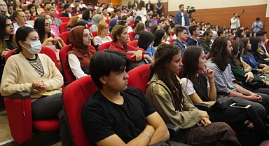 Rektör Prof. Dr. Budak, çiçeği burnunda Egelilerle bir araya geldi