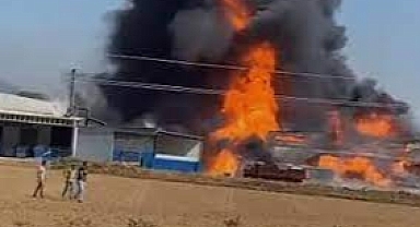 Torbalı'da kozmetik fabrikasında yangın çıktı! 