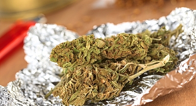 203 kilo esrar taşıyordu: İzmir'de yakalandı 