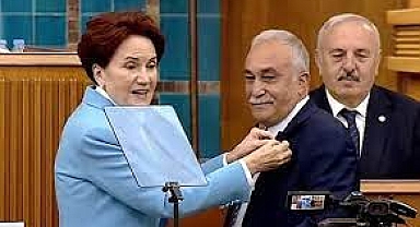 Ahmet Eşref Fakıbaba İYİ Parti'ye katıldı 