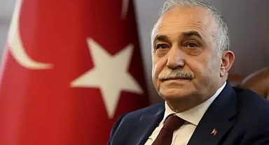 AKP'li Ahmet Eşref Fakıbaba istifa etti