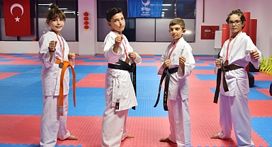 Aliağa’ya 4 madalya birden