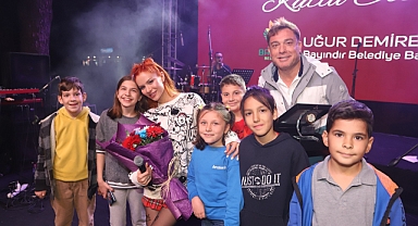 Bayındır’da 29 Ekim Cumhuriyet Bayramı coşkuyla kutlandı