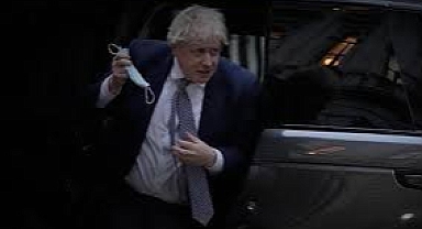 Boris Johnson tatilini yarıda kesti: Adı kulislerde geçiyor