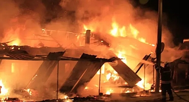 Buca'da bir öğrenci yurdunda yangın: 5 öğrenci hastaneye kaldırıldı 