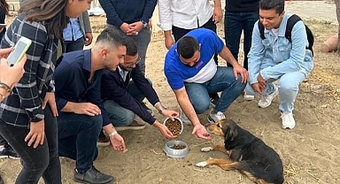 CHP'li gençlerden anlamlı hareket 