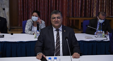 CHP’li Sındır, “2023 bütçesi dolar bazında küçülen bir bütçedir”