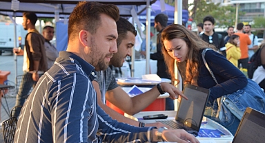 Çiğli’de gençlik şenliği yapıldı