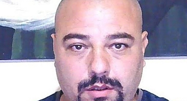 İnsan sağlığını hiçe sayıyor: İzmir'de bir kişi pislik içinde yaptığı yiyecekleri sosyal medyada paylaştı