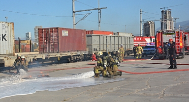 İzmir’de afet tatbikatı