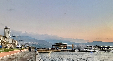 İzmir'de yaz bitmiyor: Sıcaklıklar 30 dereceyi görecek 