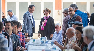 İzmir Köykoop Birliğinin süt üreticilerinden Ankara’ya çağrı: 