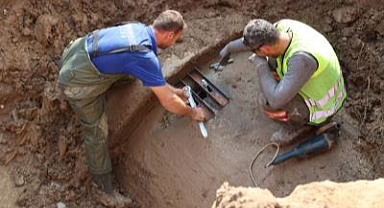 İZSU ekipleri arızayı gidermek için kesintisiz çalışıyor