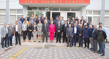 Kınık'ta Muhtarlar Günü'nde birlik mesajı 