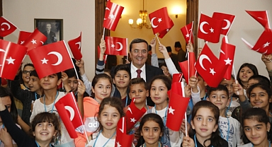 Konak’ta Cumhuriyet Bayramı haftasında her güne ayrı kutlama, her gün aynı gurur