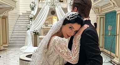 Merve Boluğur ve Mert Aydın dünyaevine girdi