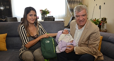 Narlıdere'de hoş geldin bebek ziyaretleri devam ediyor 