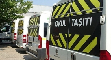 Öğrencileri taşıyan servis uçuruma yuvarlandı: 12 kişi yaralandı 