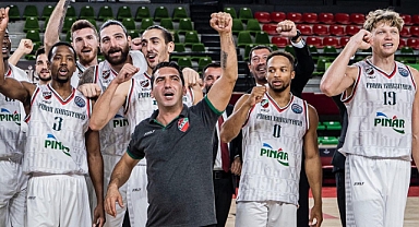 Pınar Karşıyaka geleneği bozmadı 