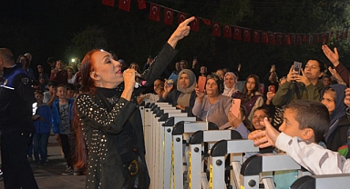 Torbalı’da Cumhuriyet Bayramı Coşkuyla Kutlandı