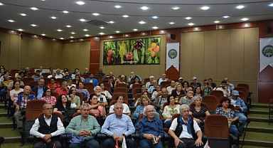 Ünlü şairler “İkindi’den Sonra Şiir” etkinliğinde buluştu