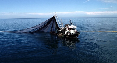 Urla'da yasa dışı su ürünleri avcılığına denetim!