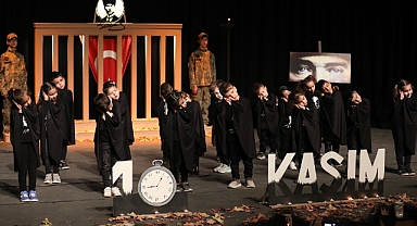 Bergama özlem ve saygı ile Atatürk'ü andı 