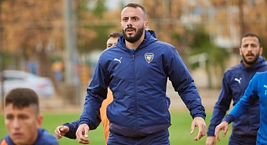 Bucaspor 1928'de iki oyuncu ilk devreyi kapattı