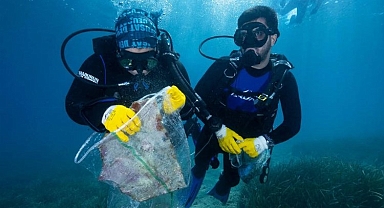 Dokuz Eylül körfezi temizlerken atıkları yeniden işliyor