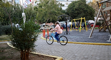 Eski bisikletler iyiliğe dönüştü 